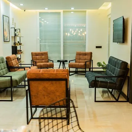 Loft85 4* أنطاليا