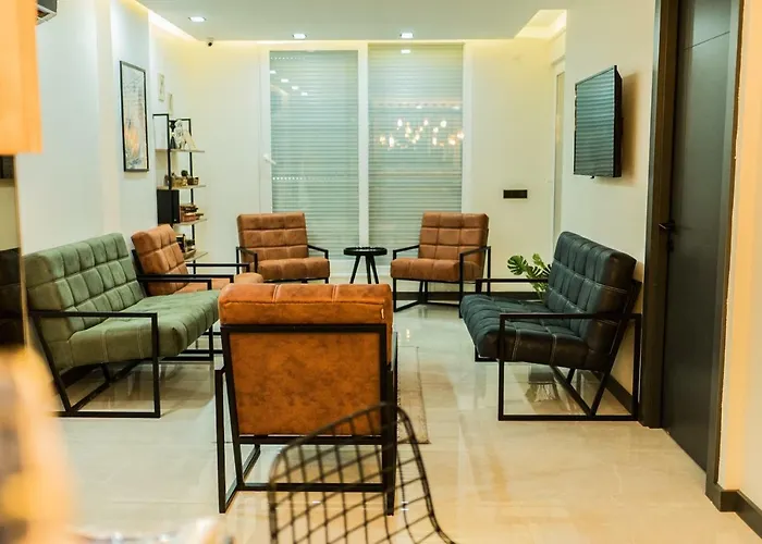 Loft85 4* أنطاليا